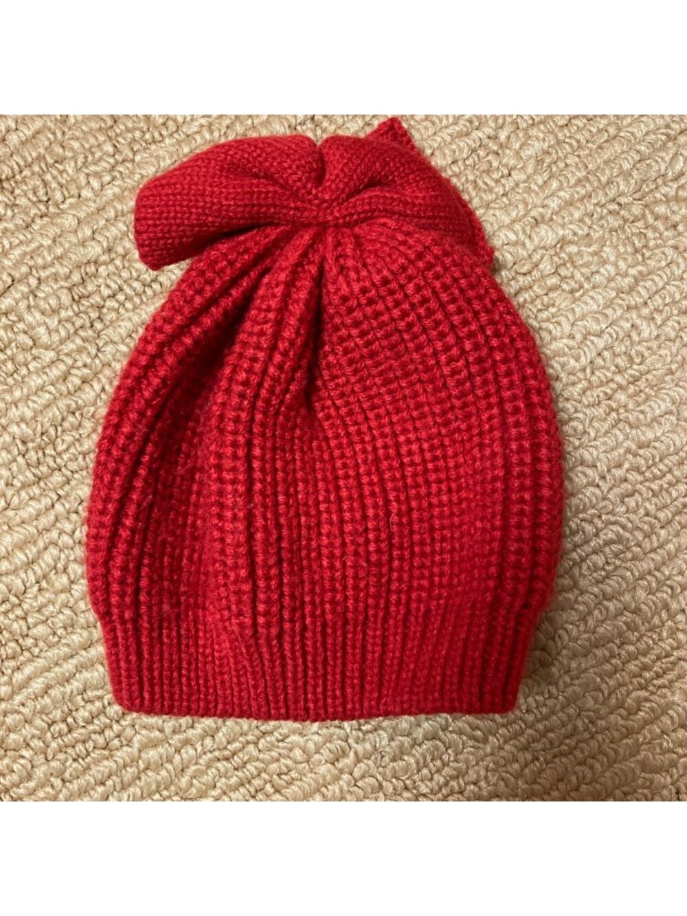Old Navy Knit Hat Baby Girl 6-12 months Red Bow Accent